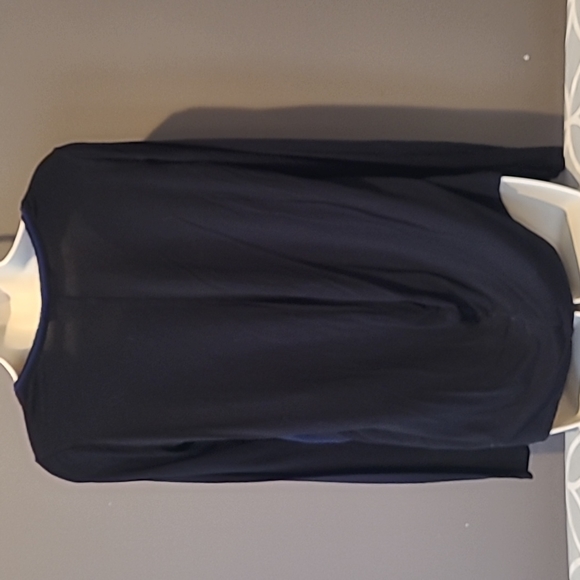 TAHARI Women's Color Block top - Picture 2 of 4